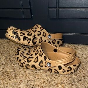 CROCS Leopard Print Mules